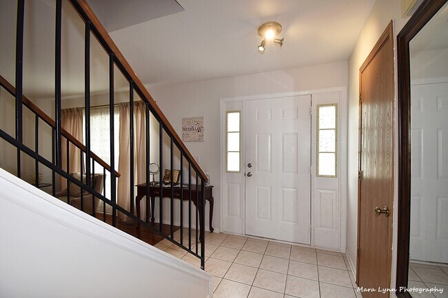 Building Photo - 2756 Bluewater Cir