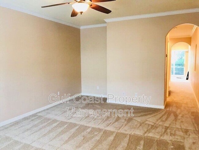Foto del edificio - 233 Cape Harbour Loop