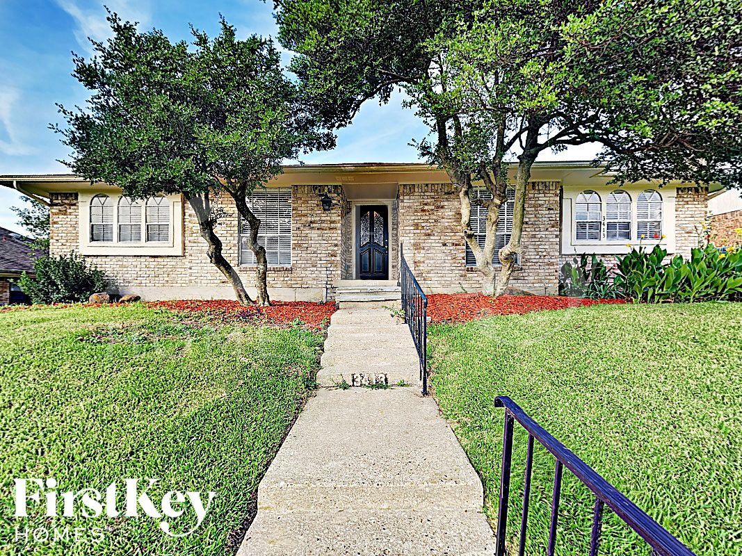 Foto principal - 3413 Valley View Ln