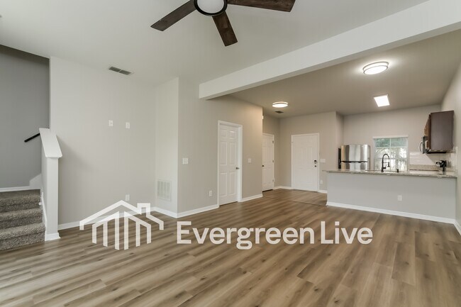 Foto del edificio - 4568 Ada Ln