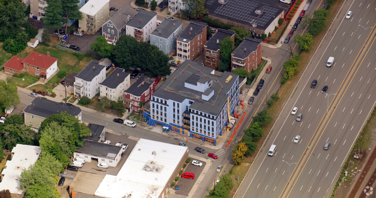Aerial Photo - 100 Lincoln