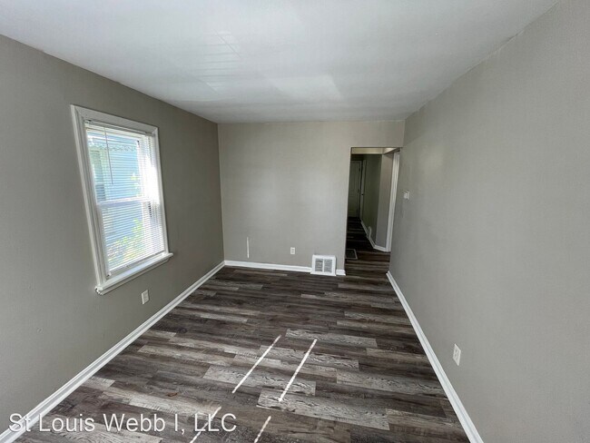 Building Photo - 2 br, 1 bath House - 5225 Wilborn Dr