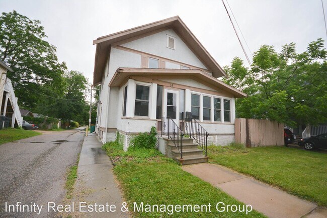 Building Photo - 5 br, 2 bath House - 14 - 16th Avenue SW