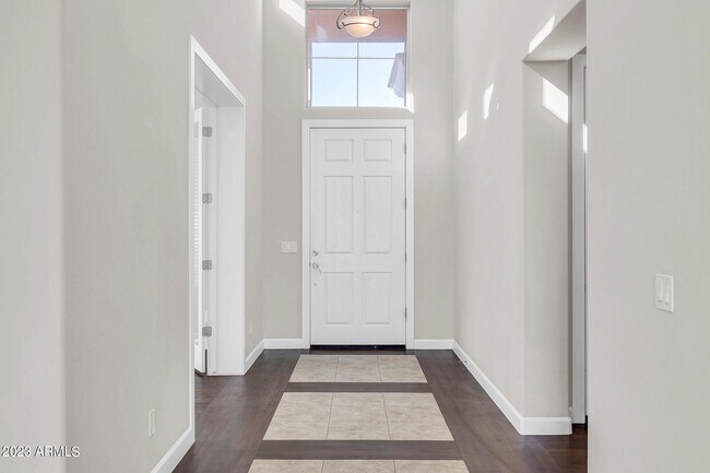 Foto del edificio - 24519 N 44th Ln