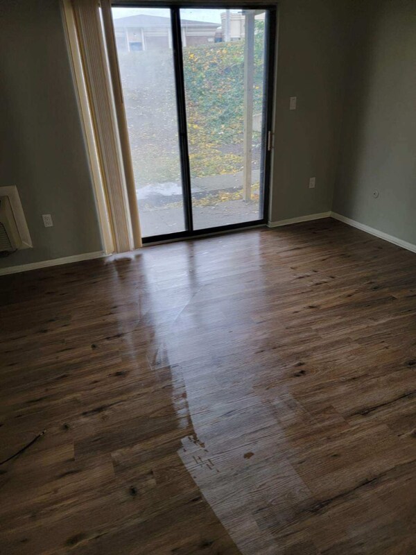 Foto del edificio - 1216 E Dorothy Ln