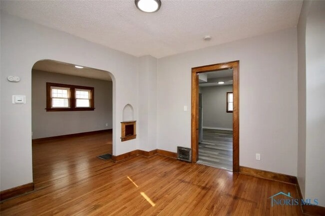 Building Photo - 4452 Belmar Ave