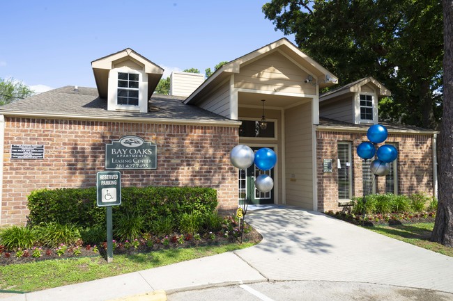 Bay Oaks Apartments - Baytown, TX | Apartments.com