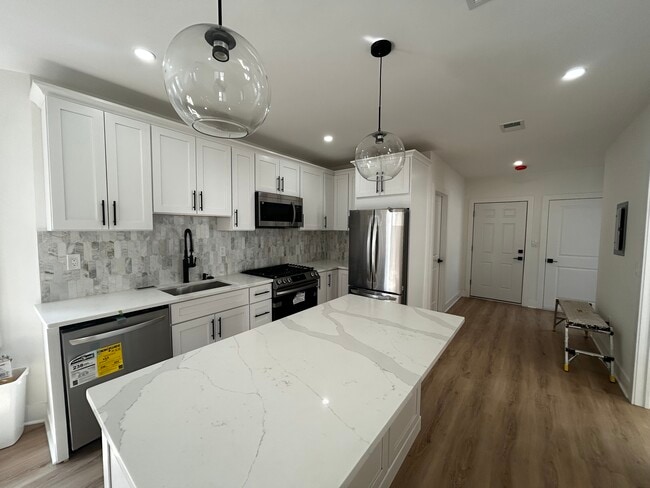 KITCHEN - 364 Lafayette Ave