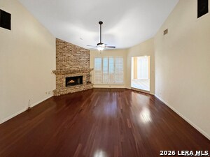 Foto del edificio - 15674 Robin Ridge Rd