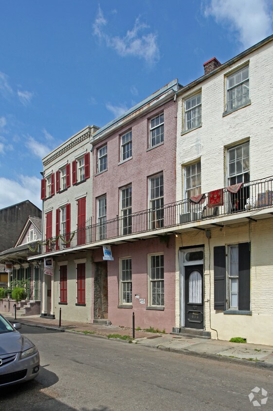 825 Burgundy St, New Orleans, LA 70116 Apartments New Orleans, LA