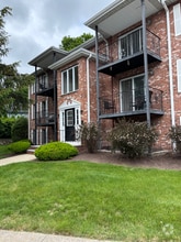 Building Photo - 364 Neponset St
