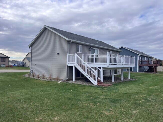 Foto del edificio - 5445 Florence Dr NW