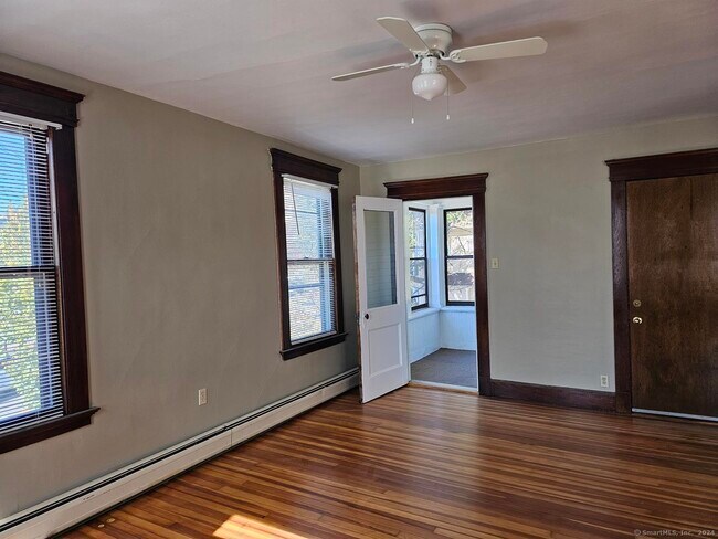 Foto del edificio - 169 Winchester Ave