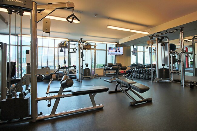 Foto del edificio - 551 N Clinton St