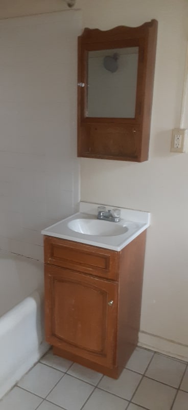 Photo - 630 S 48th St Apartment