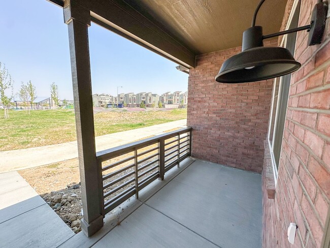 Building Photo - Brand New 3BR in the Brook at Via Varra No...