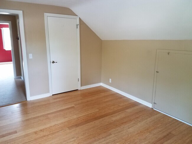 Foto del edificio - 230 Mystic Ln