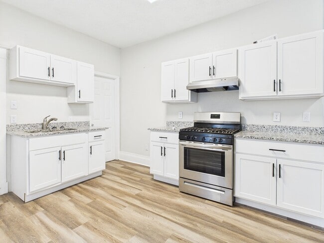 Photo - 3314 3rd Ave Apartment