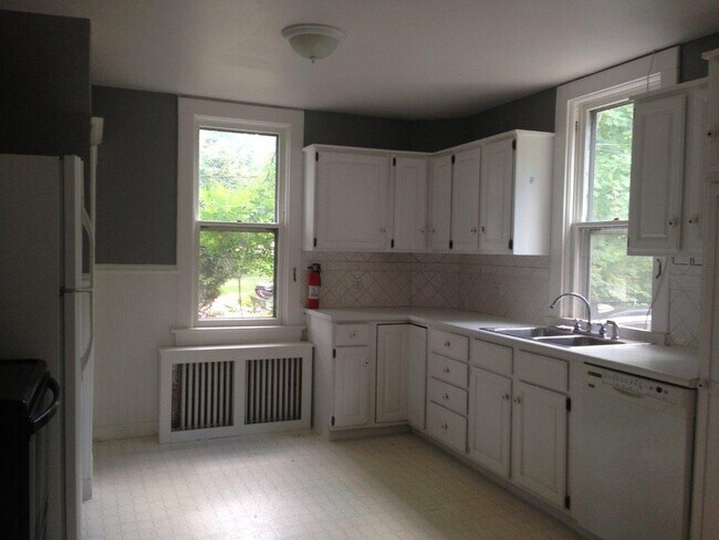 Foto del edificio - 239 W Arrowhead Rd