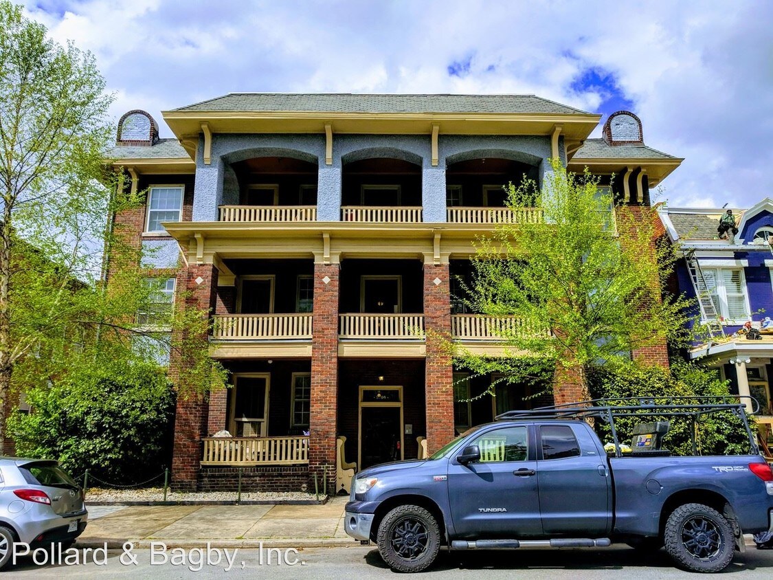 2708 Hanover Ave, Richmond, VA 23220 Room for Rent in Richmond, VA