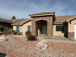 Building Photo - 525 Desert Tortoise Way