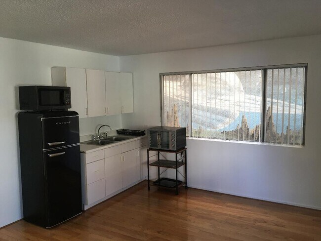 studio - 52 Market St