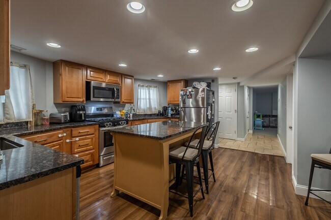 Foto del edificio - 4038 N Lavergne Ave