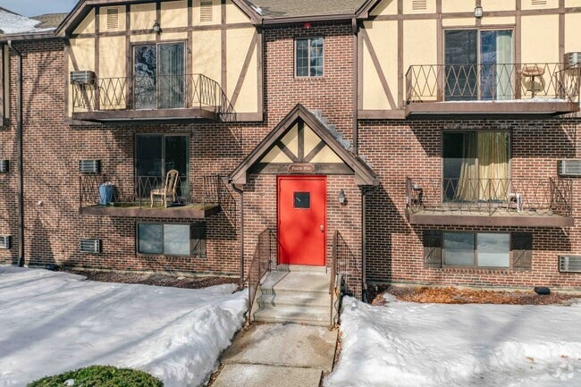 Fotografía del edificio - Royal Crest