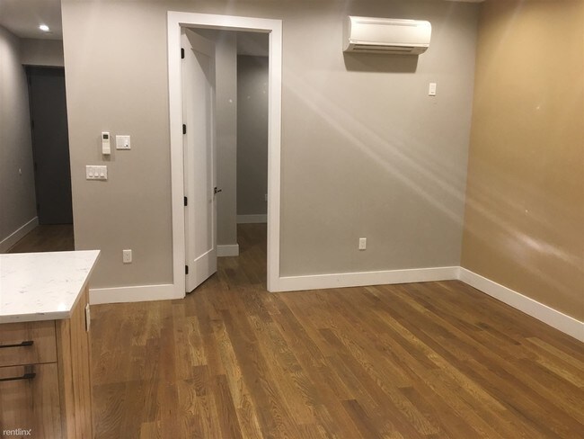 Foto del edificio - 692 St Marks Ave