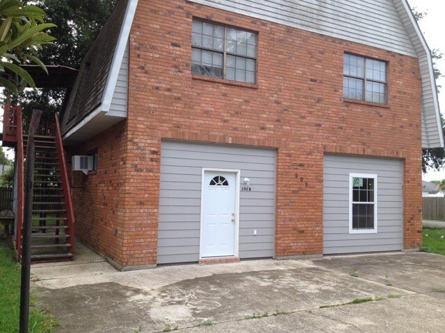 Primary Photo - 202 Canal Ln