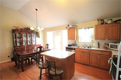 Foto del edificio - 1022 N Clinton St Olathe KS 66061