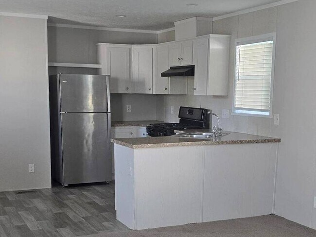 Foto del edificio - 602 W 9th St