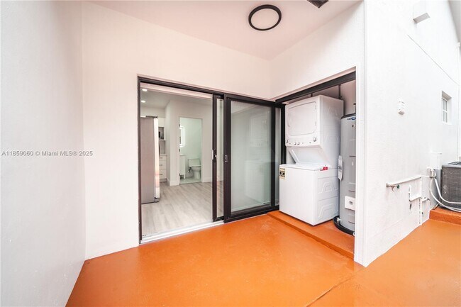 Foto del edificio - 1001 NW 127th Pl