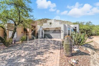 Building Photo - 7130 E Crystal Mist Dr