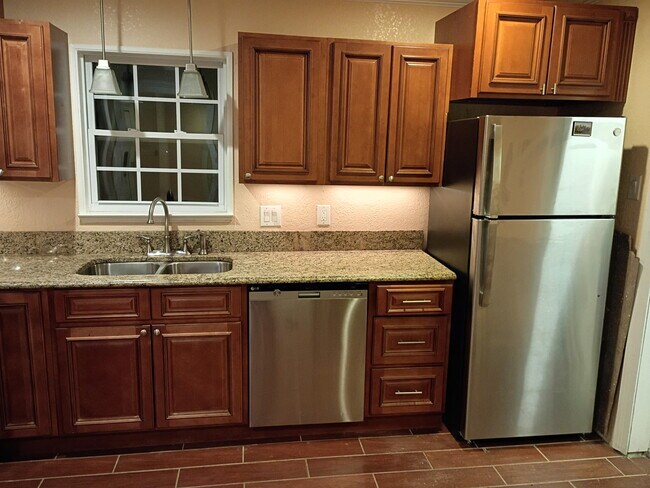 Foto del edificio - 4404 Monna St