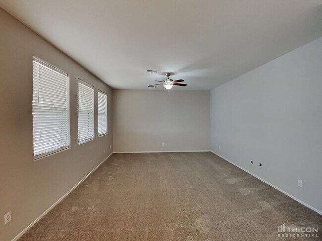 Building Photo - 3521 Tesoro Del Valle Ct