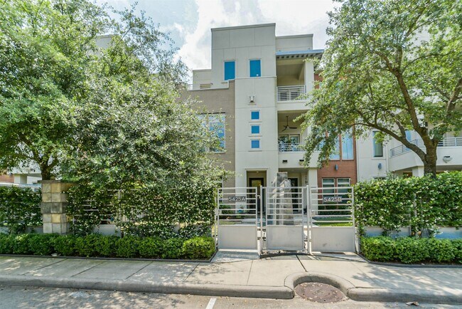 Foto del edificio - 5425 Hidalgo St