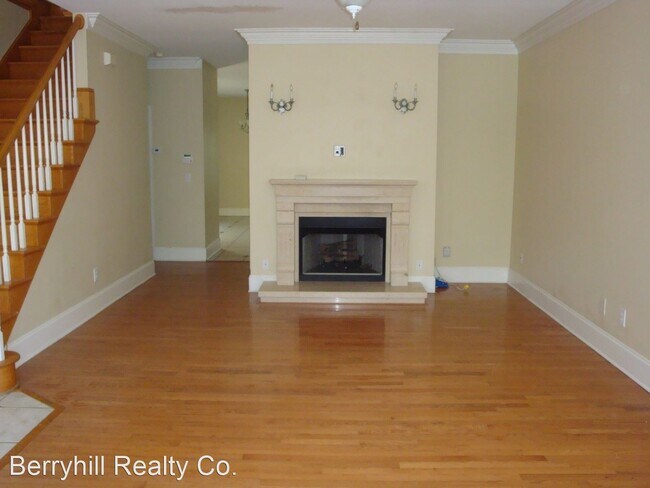 Building Photo - 3 br, 2.5 bath House - 14446 Adair Manor Ct