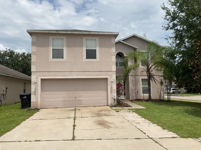 Building Photo - 16452 Corner Lake Dr