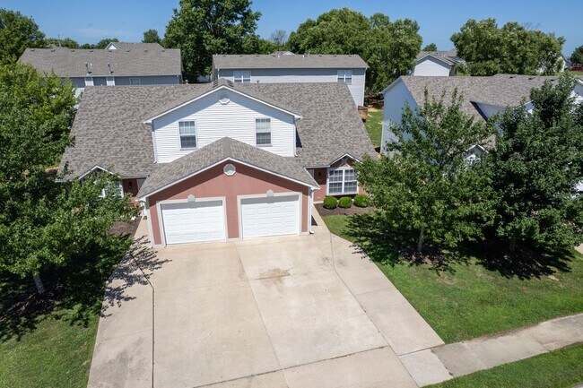 Building Photo - 3531-3533 Prescott Dr.