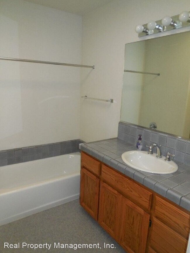 Foto del edificio - 4 br, 2 bath House - 2941 Shadowbrook Ln