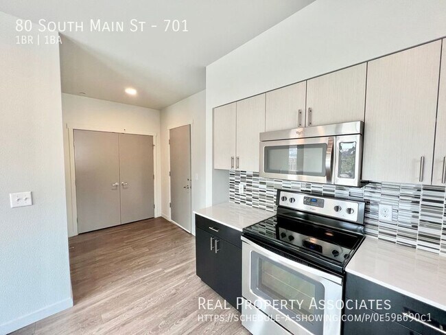 Foto del edificio - 80 South Main St