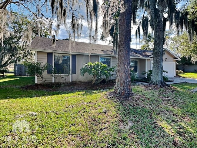 Building Photo - 10429 Osprey Nest Dr W