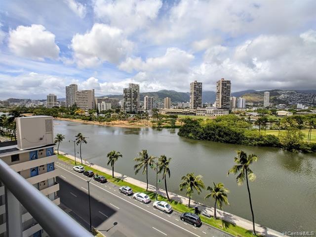 Building Photo - 2233 Ala Wai Blvd