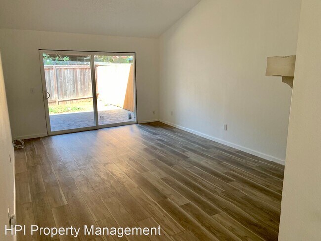 Building Photo - 2 br, 1 bath House - 7082 Avenida Cala