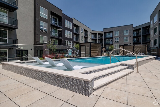 Building Photo - The Citizen