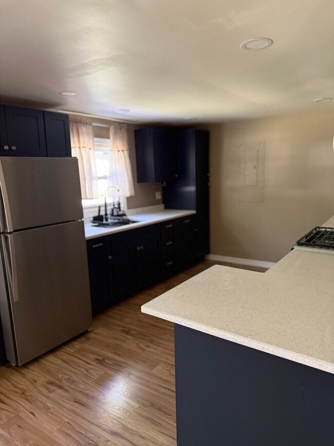 Kitchen 2 - 1621 Magnolia Ave