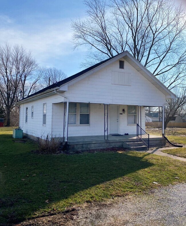 Building Photo - 2 br, 1 bath House - 5373 N. 13th 1/2 St
