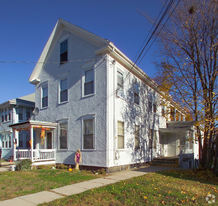 Primary Photo - 138 Old Colony Ave