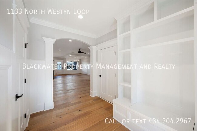 Foto del edificio - 1133 N Westyn Lp